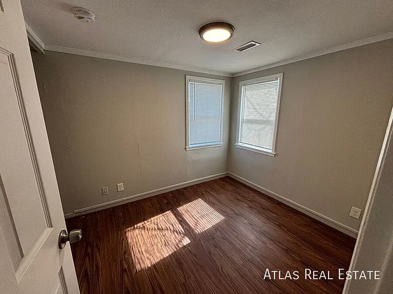 7400 Leyden St #3 — Photo 11
