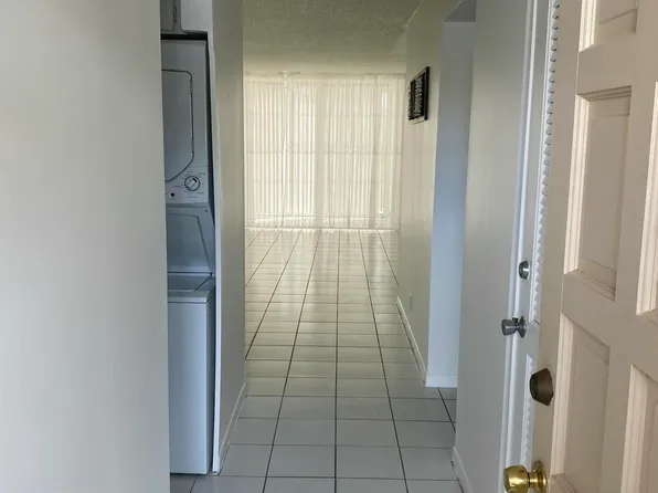 4110 Tivoli Court, Greenacres, FL 33467
