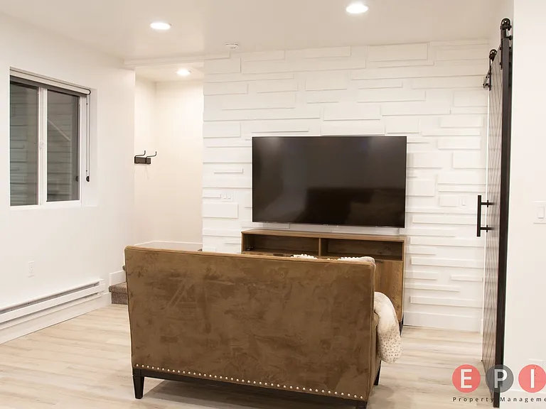 564 Lewski Lane - Residential — Photo 7