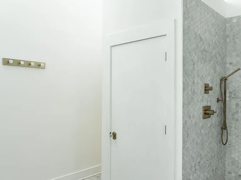 1 Woodbridge Way — Photo 49
