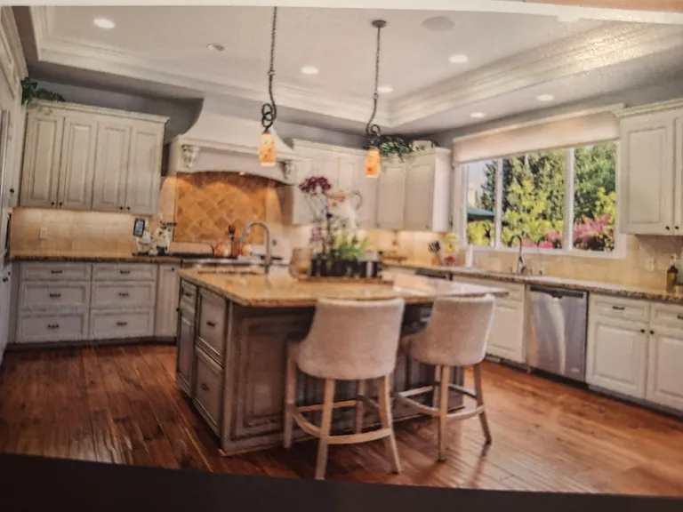 5698 La Seyne Pl — Photo 3