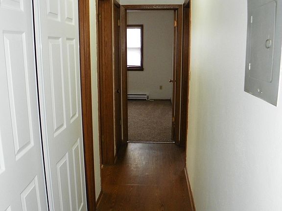 4th image of 352 21st Ave S APT 2D