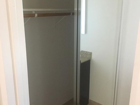 5th image of 5941 Mandarin Dr APT 4