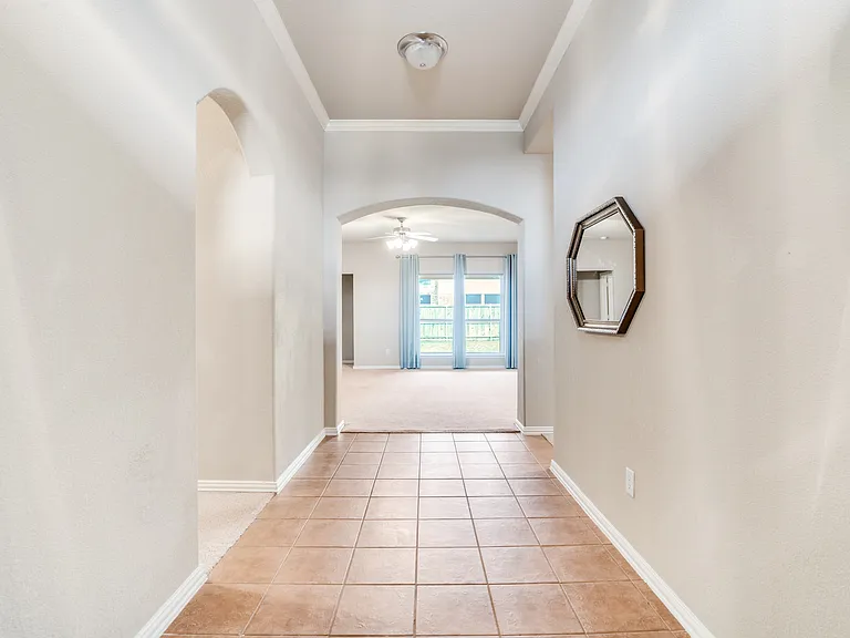517 Skelton St — Photo 3
