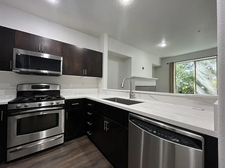 16012 NW Centine Ln — Photo 6