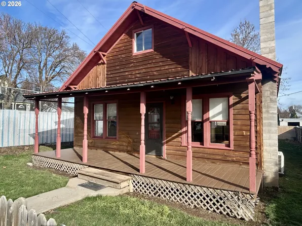 260 NW Heisler St, Dufur, OR 97021