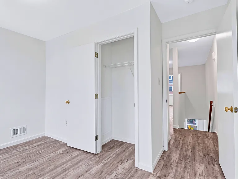 Bon Secours Apartments — Photo 15