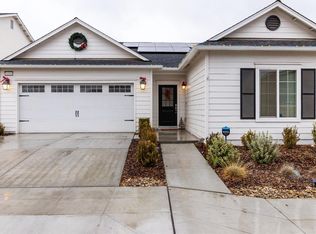 4169 Sierra Madre Ave, Clovis, CA