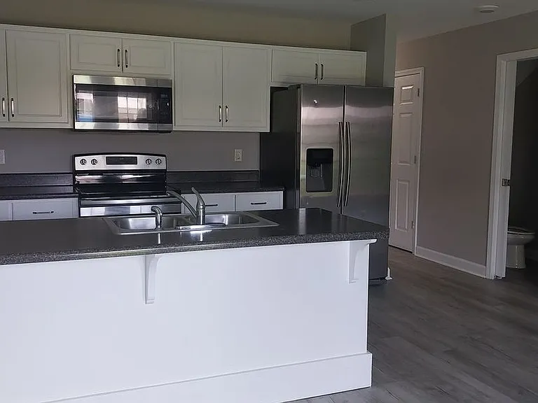 255 Callaway Chase Ln — Photo 12