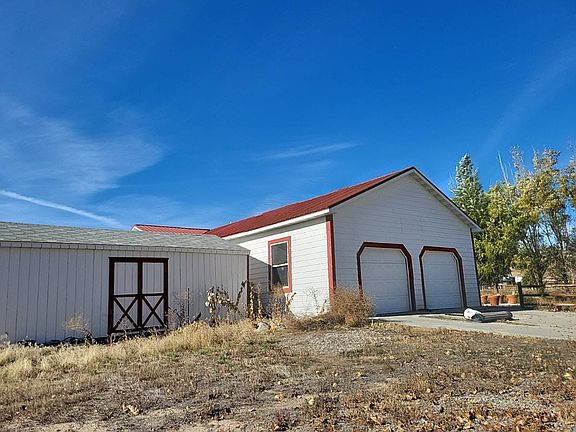 3rd image of 780 Bunny Dr