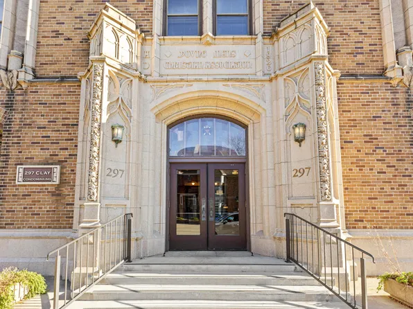 297 W Clay Ave APT 202, Muskegon, MI 49440