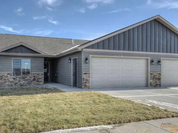 2908 Elderberry Blvd, Rapid City, SD 57703