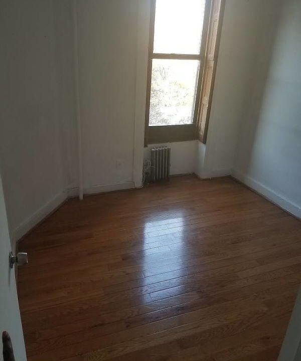 2nd image of 672 Greene Ave