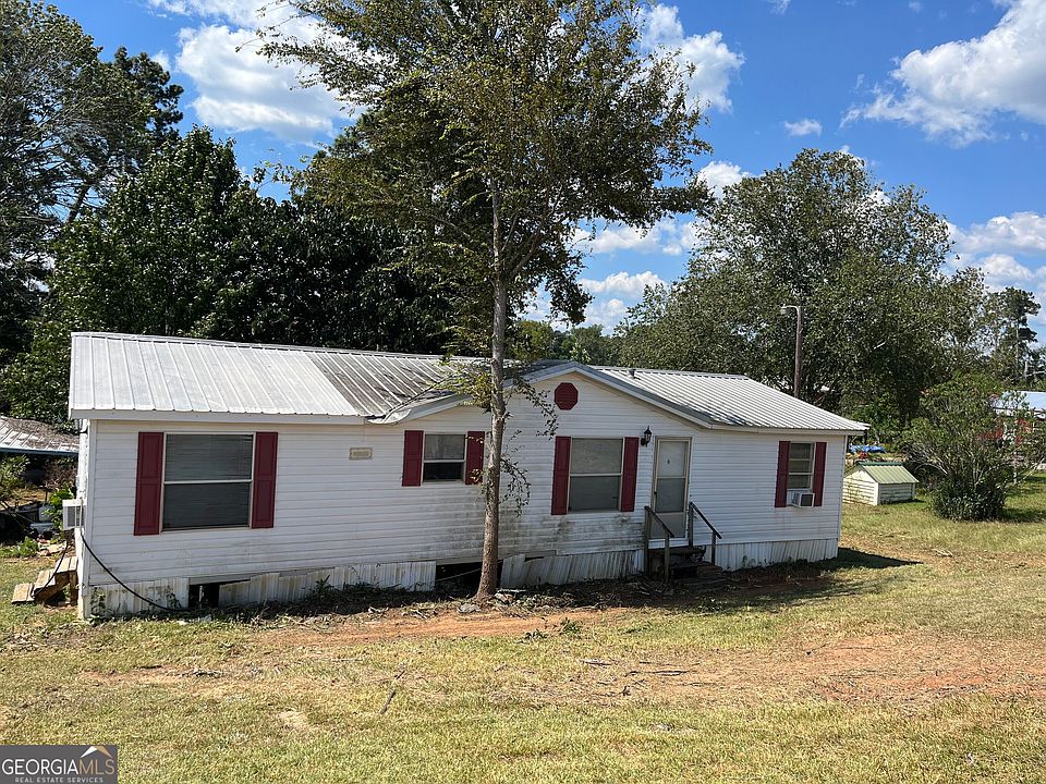 1st image of 866 S Lake Dr