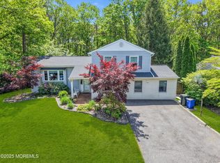 14 Feathertree Ct, Howell, NJ 07731