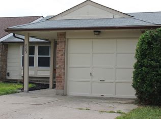 8283 Briar Ridge Ct, Dayton, OH 45424