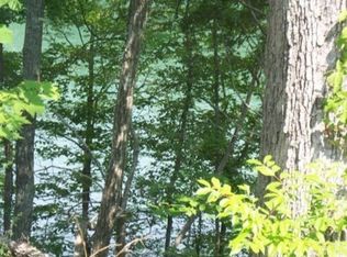 451 Laurel Lake Cir, Madisonville, TN 37354