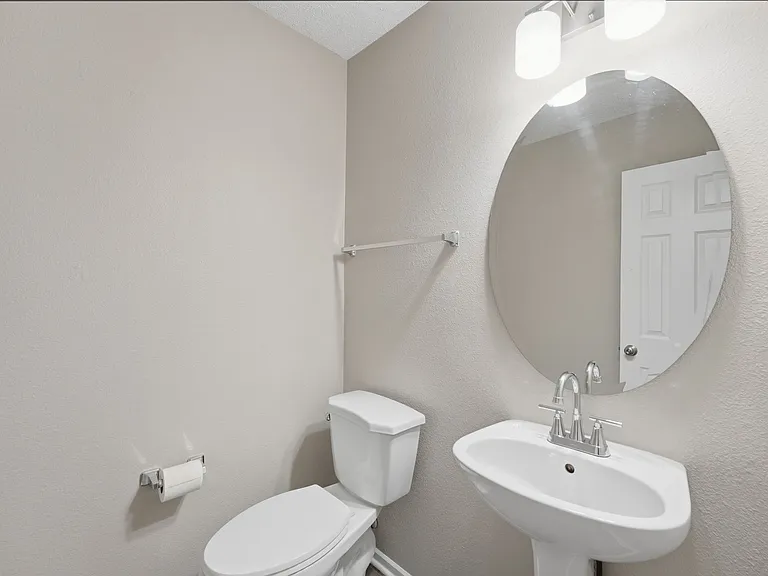 12691 Endurance Dr — Photo 23