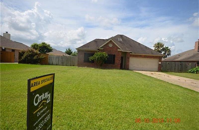 1st image of 18 Prairie Knoll Dr