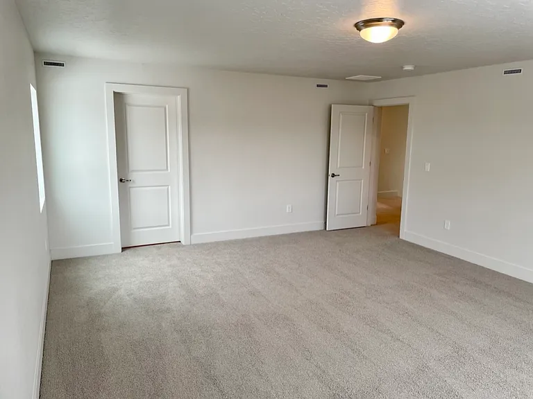 190 E Caldera St — Photo 42