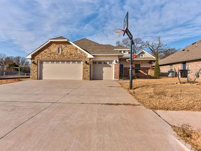 2313 N Fork Dr, Oklahoma City, OK, 73160