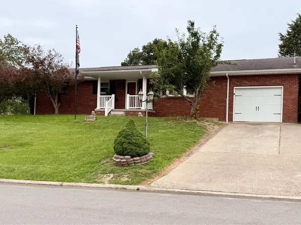2509 Nash St, Parkersburg, WV 26101