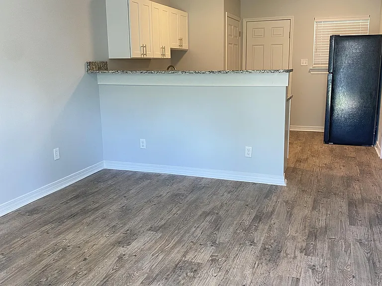 18272 Sidney Ave #2 — Photo 7