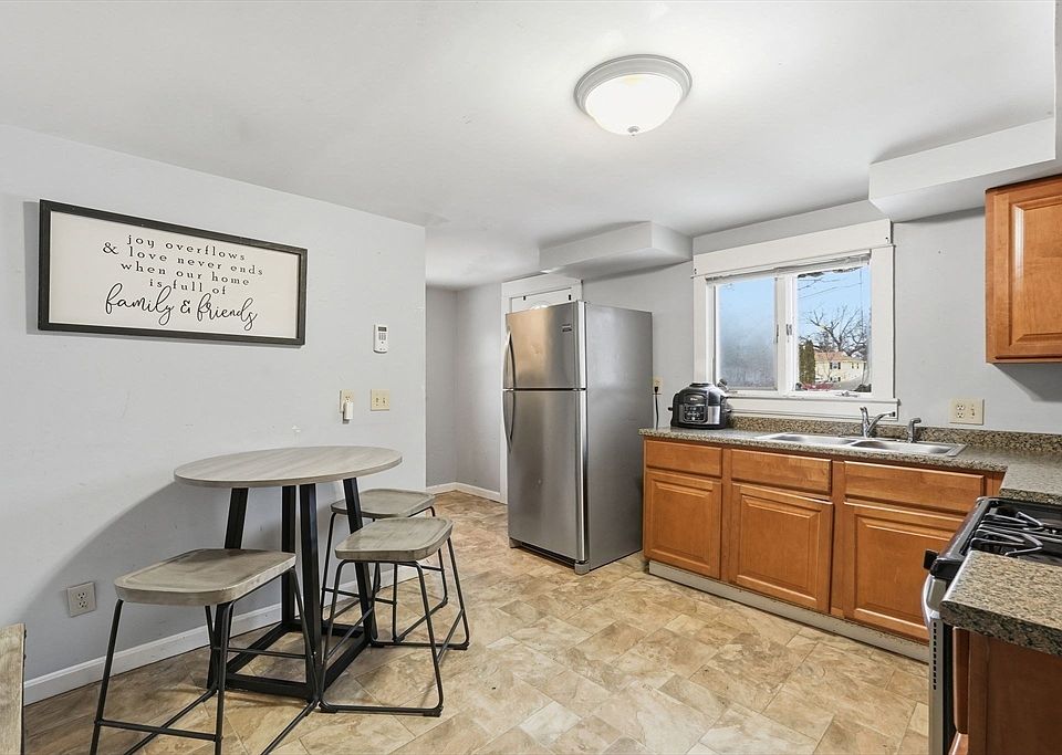 1st image of 34 Savoy Ave