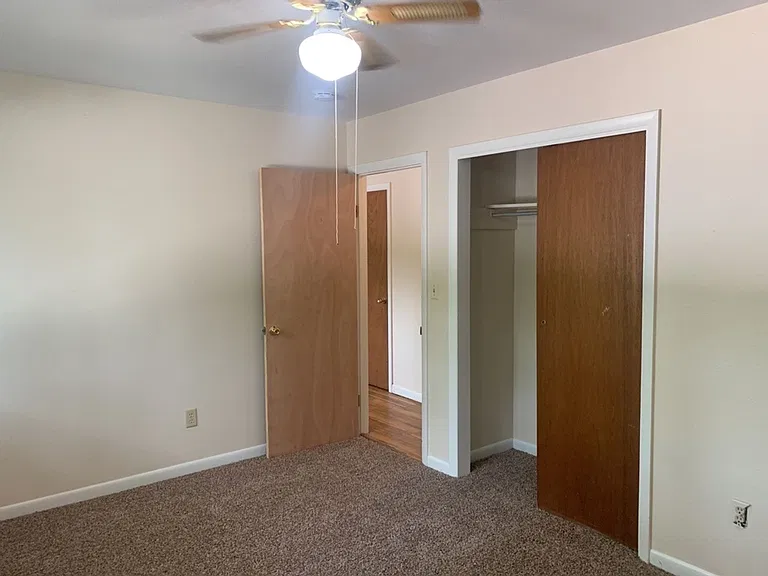 320 Del Clair Rd — Photo 10