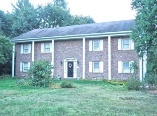 54 Franklin St, Reading, MA 01867