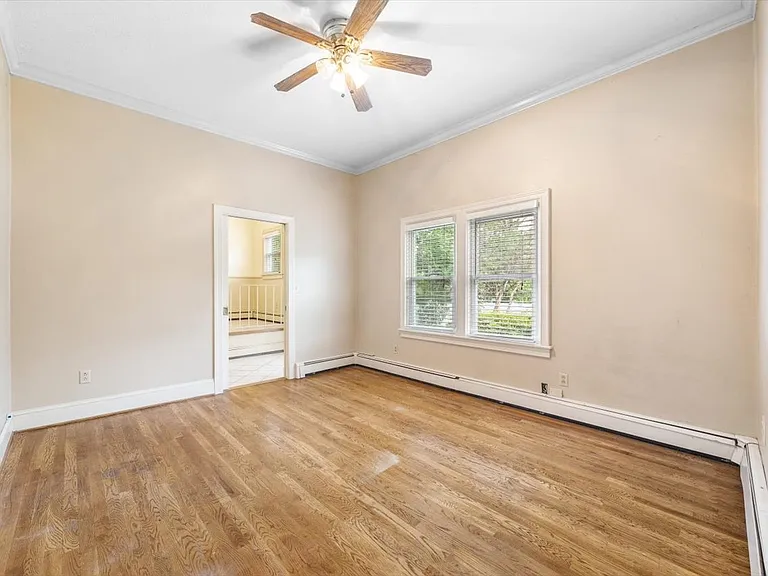 932 Woodrow Ave — Photo 76