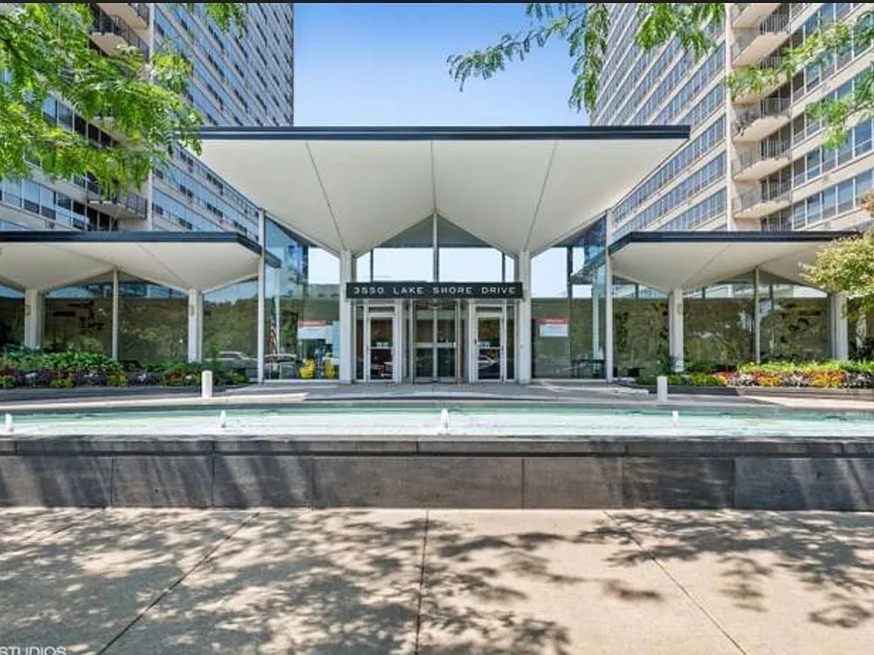 3550 N Lake Shore Dr #2718