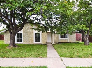 2111 Sheraton Dr, Carrollton, TX