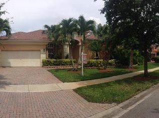 3021 SW 194th Ter, Hollywood, FL 33029