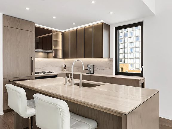 3rd image of 199 Chrystie St #10N