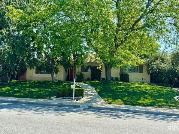 3909 Crescent Dr, Bakersfield, CA 93306