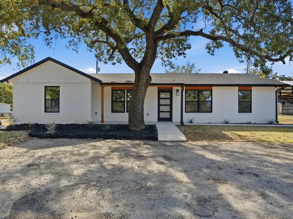 205 Lacewell St, Jacksboro, TX 76458
