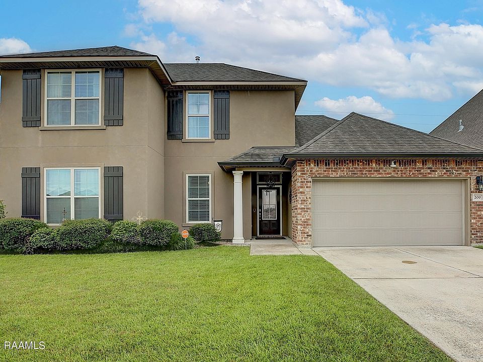 1st image of 200 Vert Dr