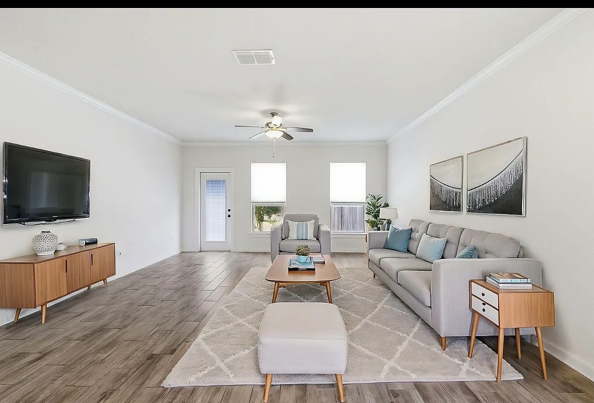 13307 Pecos Parke — Photo 4