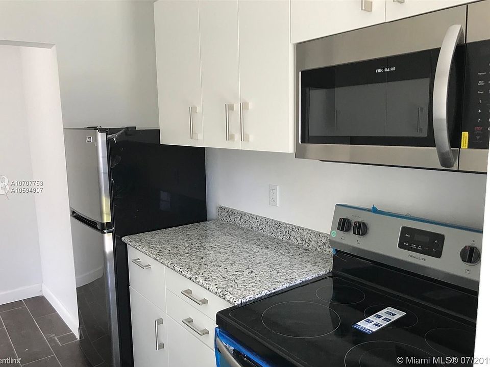 2nd image of 11045 NE 2nd Ave #12