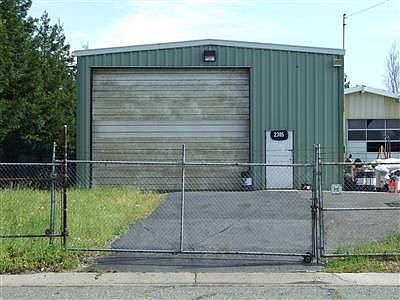 2nd image of 2305 Cemo Cir