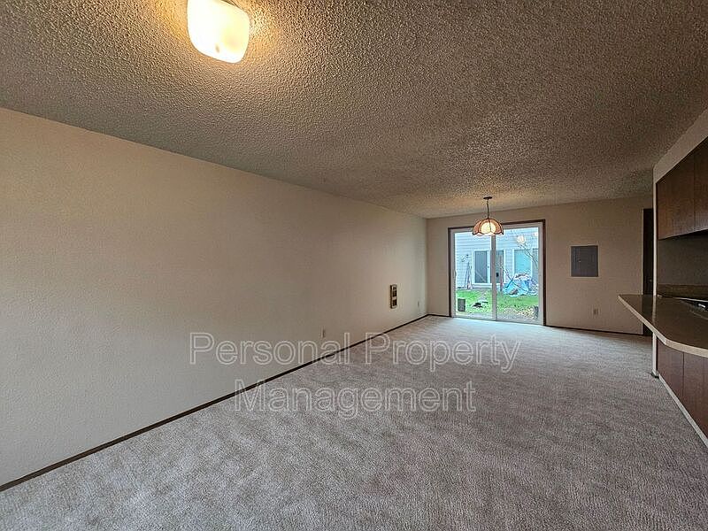 1st image of 7310 NE 16th Ave #402