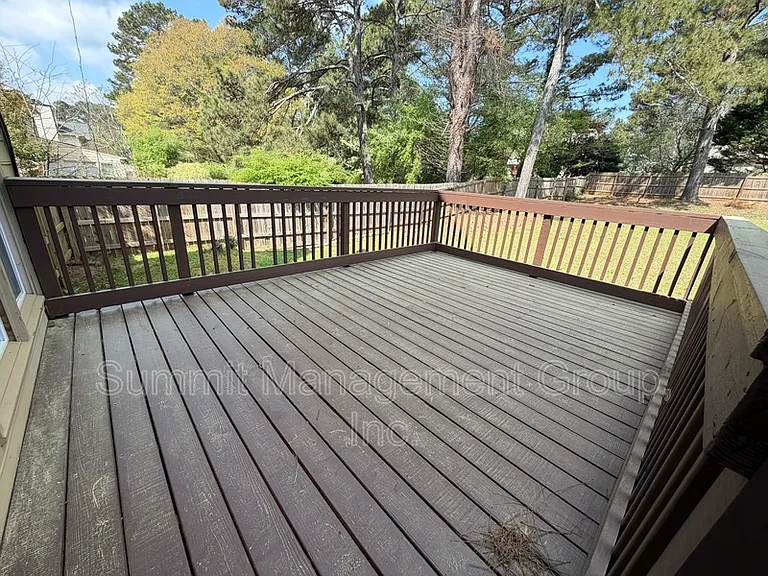 1611 Ellington Rd SE — Photo 43