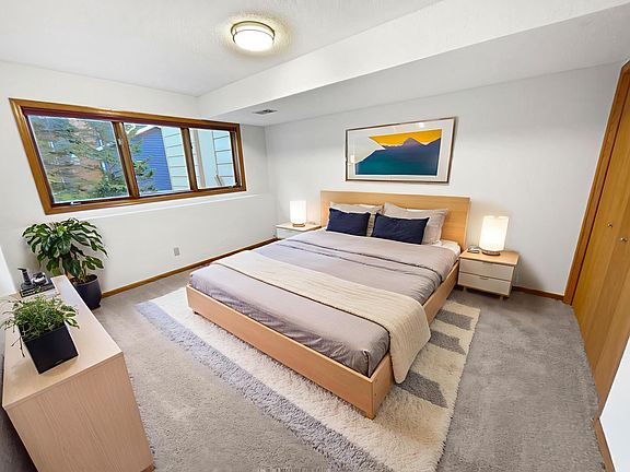 4th image of 1531 Briarknoll Cir