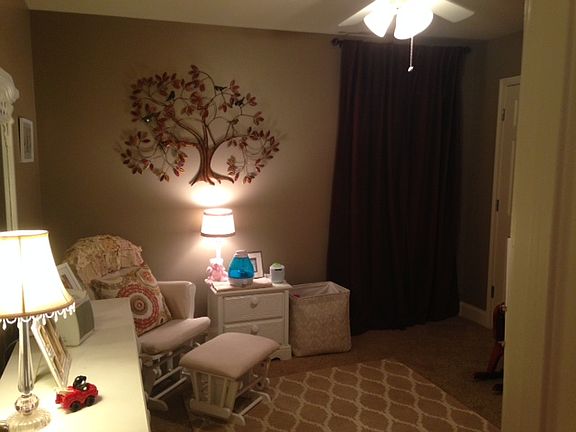 4th image of 109 Zenda St