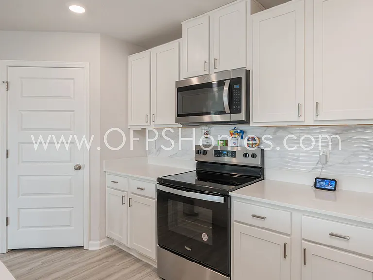4627 Naval Ct — Photo 12