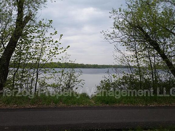2nd image of 310 Kenwood Dr APT 303