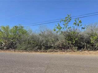 7622 N Los Charcos Dr, Mission, TX 78572
