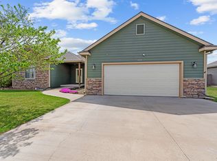 826 Rittgers Ln, Salina, KS 67401