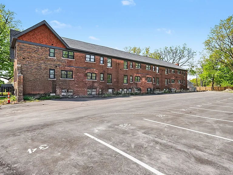 4729 Rohns St #1A — Photo 23